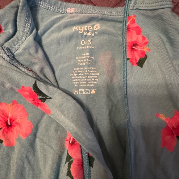 Kyte BABY Blue Mama and Baby Pajamas with Pink Hibiscus Design - Picture 6 of 7